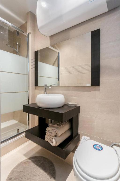 Modernized Studio - Meters From The Invalides Gardens Apartment Paris Luaran gambar